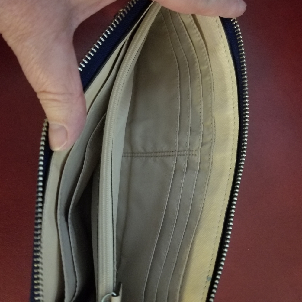 Coach Wallet/Wristlet - Picture 6 of 9